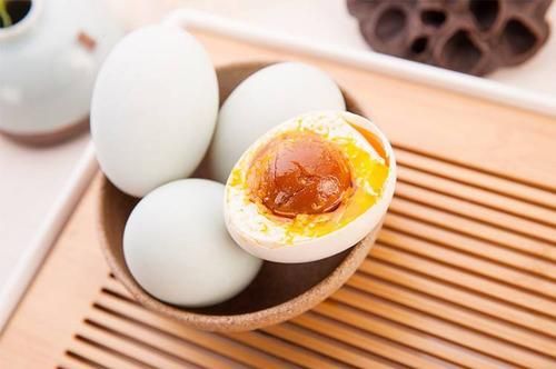 白癜风咸鸭蛋可以吃吗的简单介绍