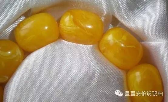 蜜蜡是什么药（蜜蜡药性）